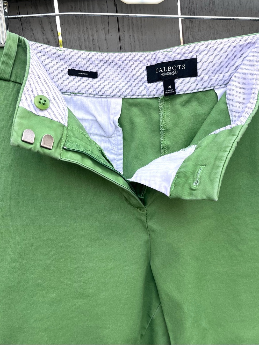 Talbots Signature Cropped Pants Cotton Twill Green Size 14 - Picture 3 of 11